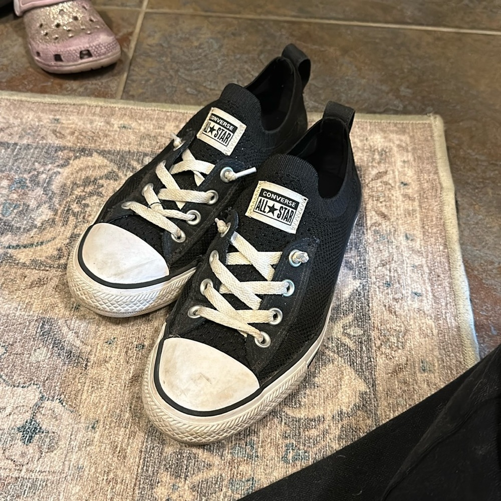Black converse lows